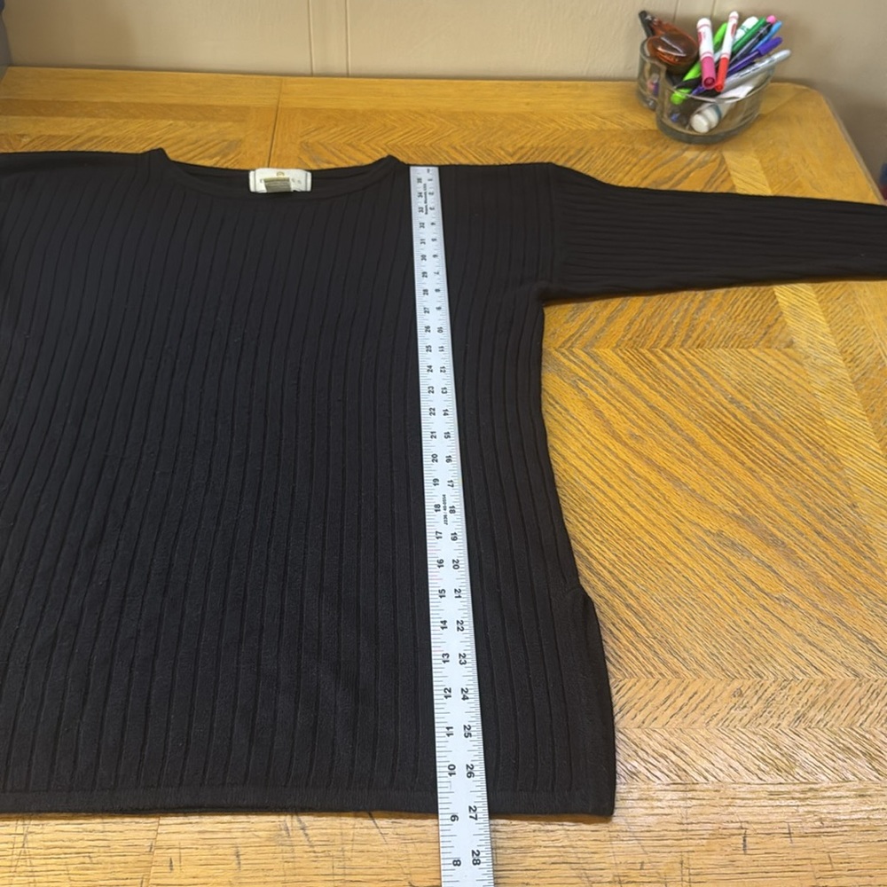 Black Ribbed Women's Top - Picture 10 of 15